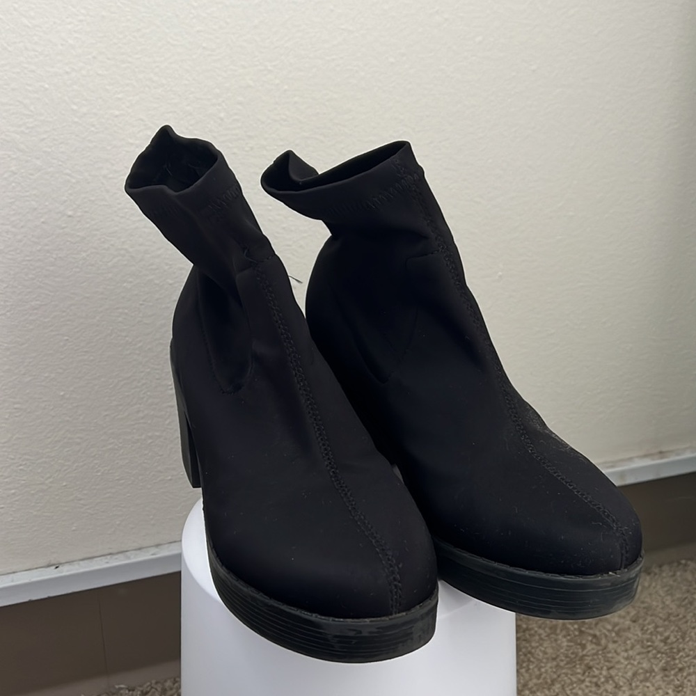 Black Boots